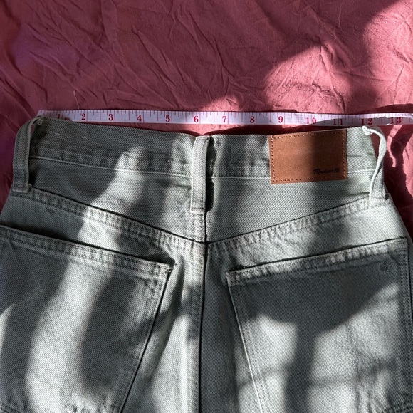 Madewell Baggy Straight Jeans-Garment Dyed Sage Green. Size 23 - Picture 9 of 12